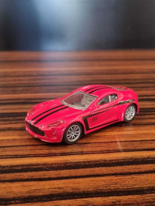 продаю 3 машинки (мого брата)