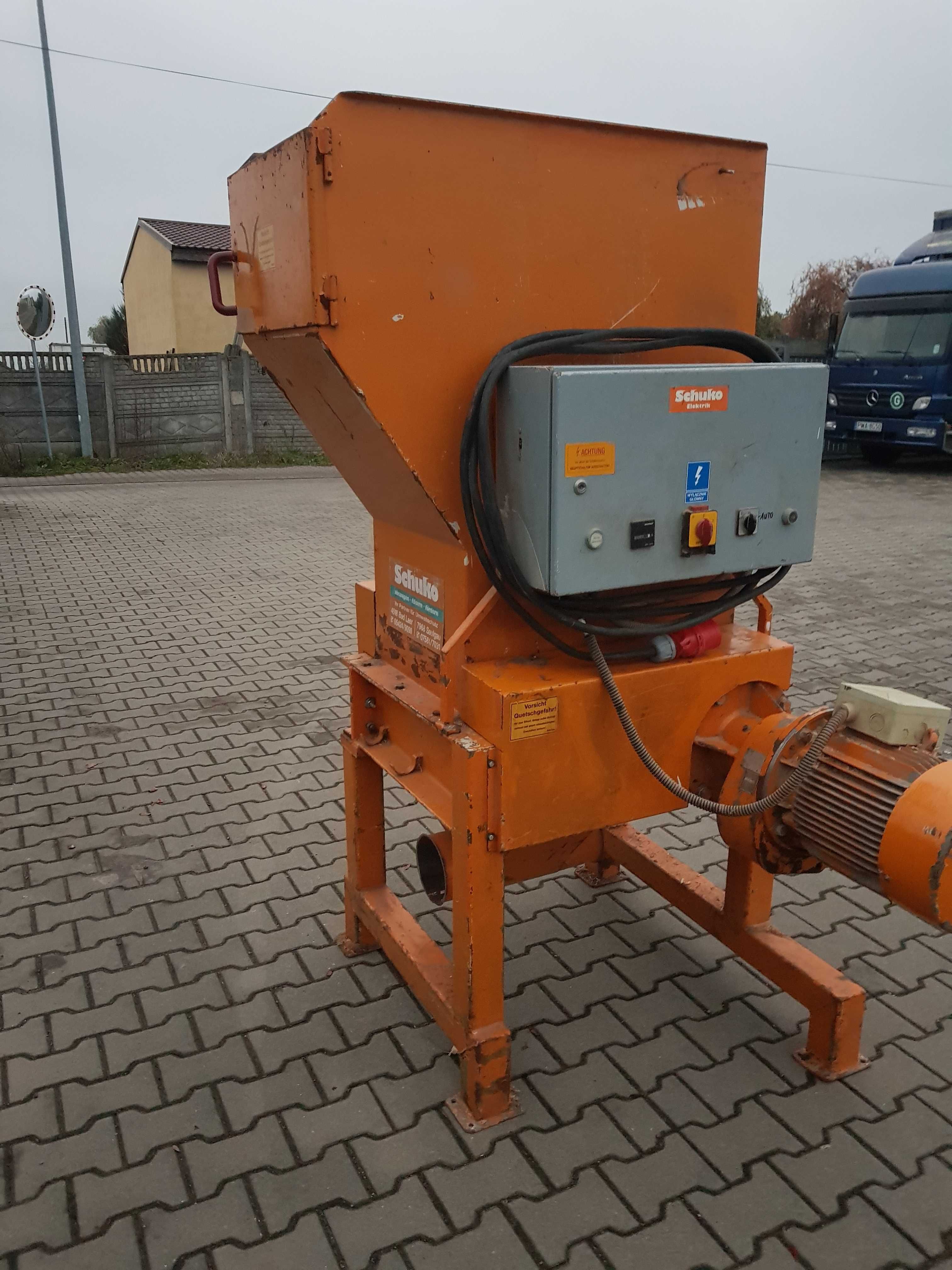 Rębak SCHUKO do odpadów drewnianych