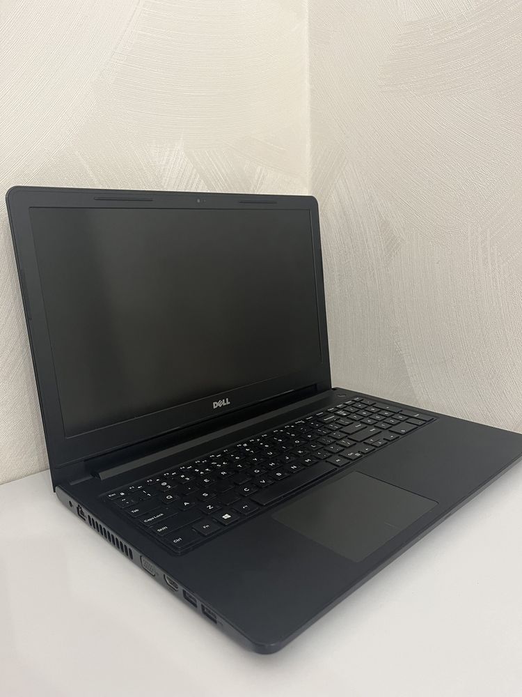 Ноутбук Dell model Vostro 15 3568