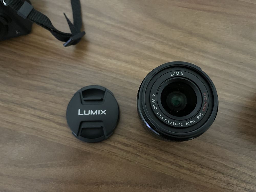 Panasonic Lumix DMC-G7K + obiektyw 14-42 mm (kit), przebieg 2500