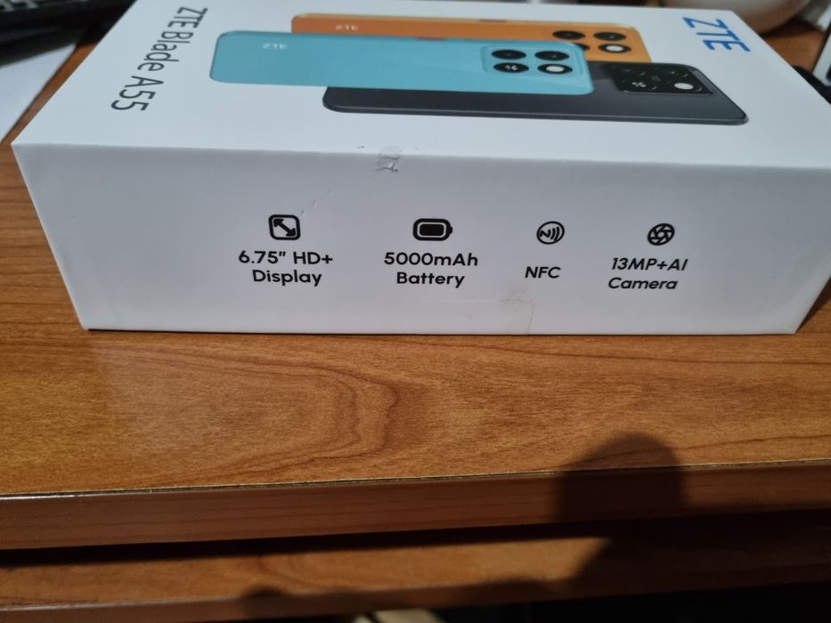 Telemóvel usado como novo