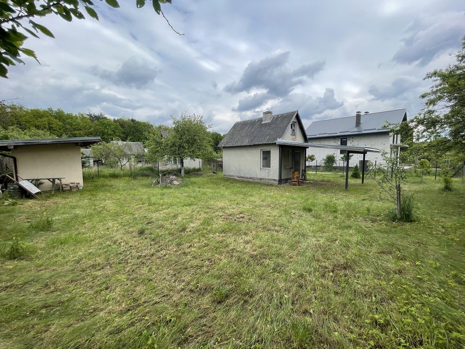 Дача, садовий будинок в Калинках