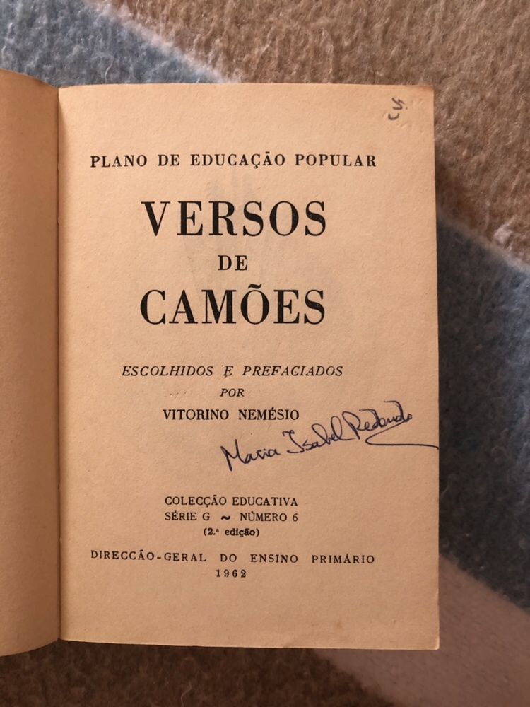 Versos de Camões | 2a edição | Vitorino Nemesio (portes gratis)