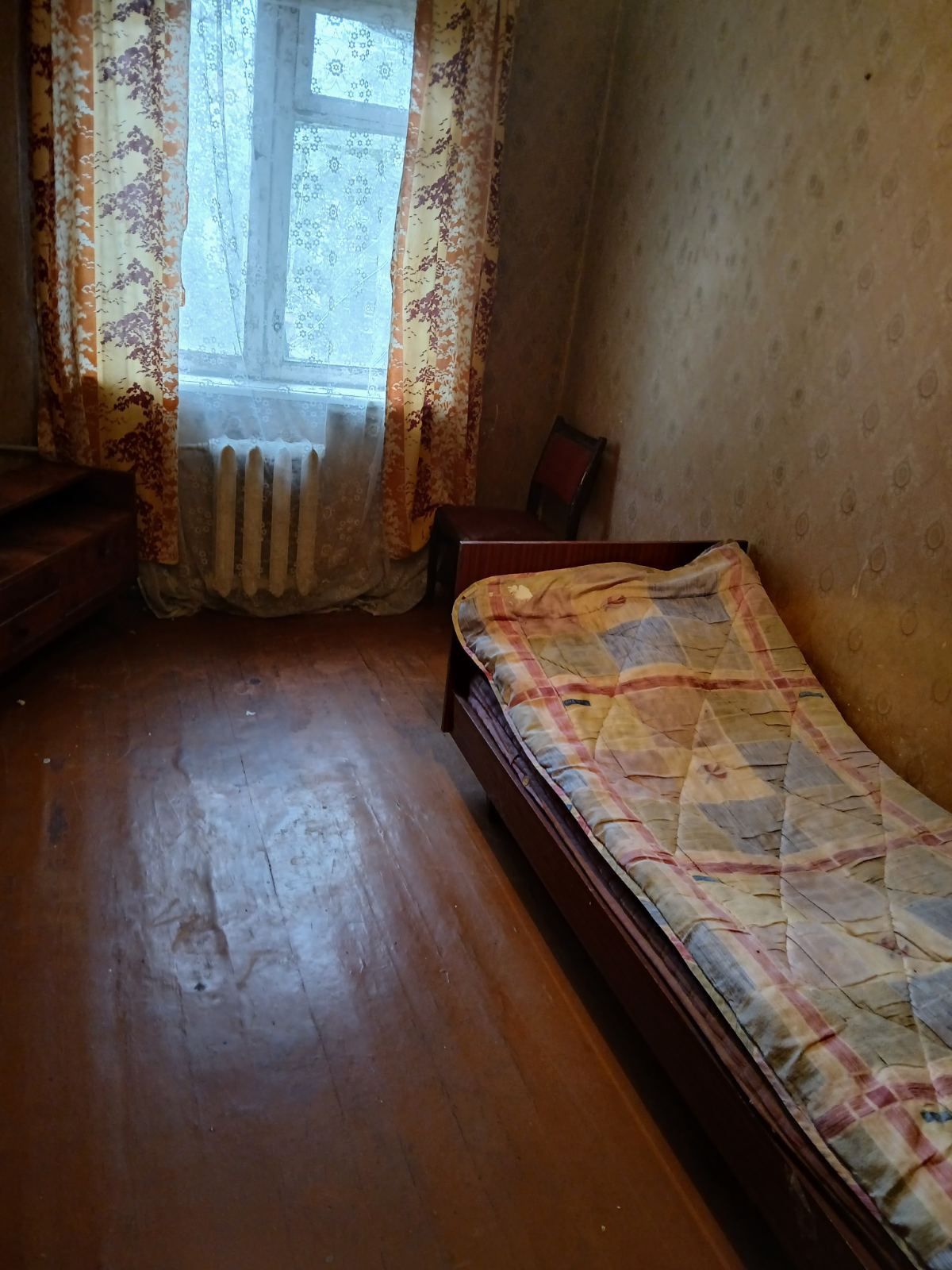 Продам 3х ком.кв.С.Тильги  19  "Соцгород" 4/5"хрущевка"