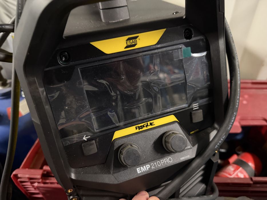 Migomat ESAB 210 pro