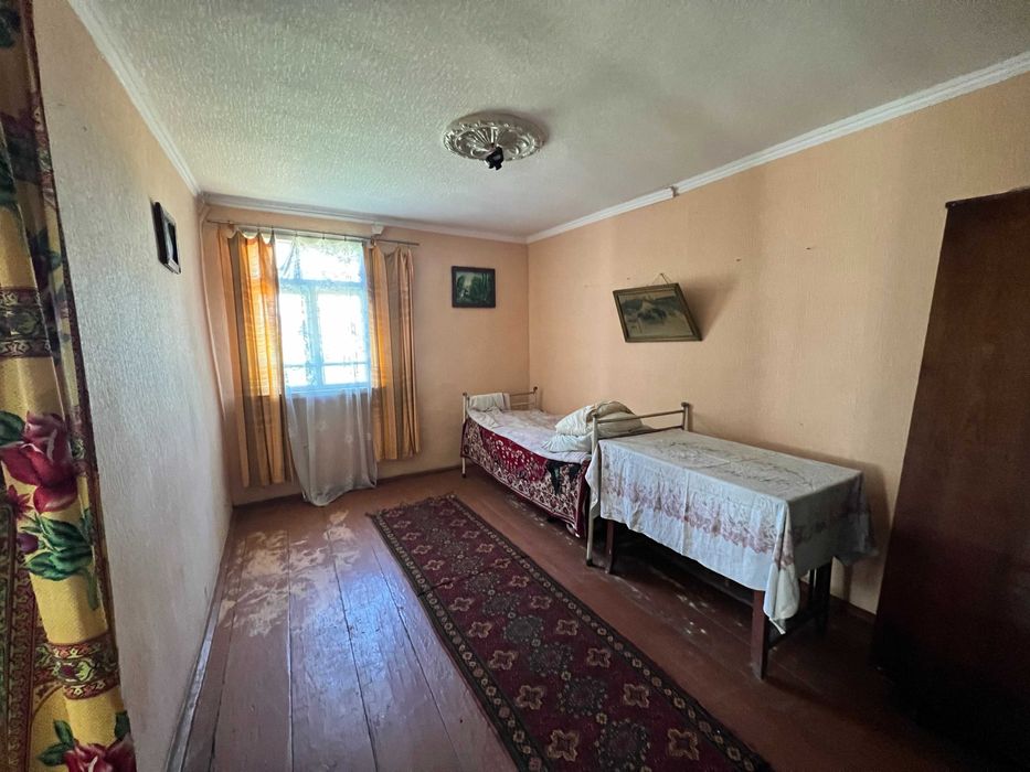 Продаж будинку в Пулинах