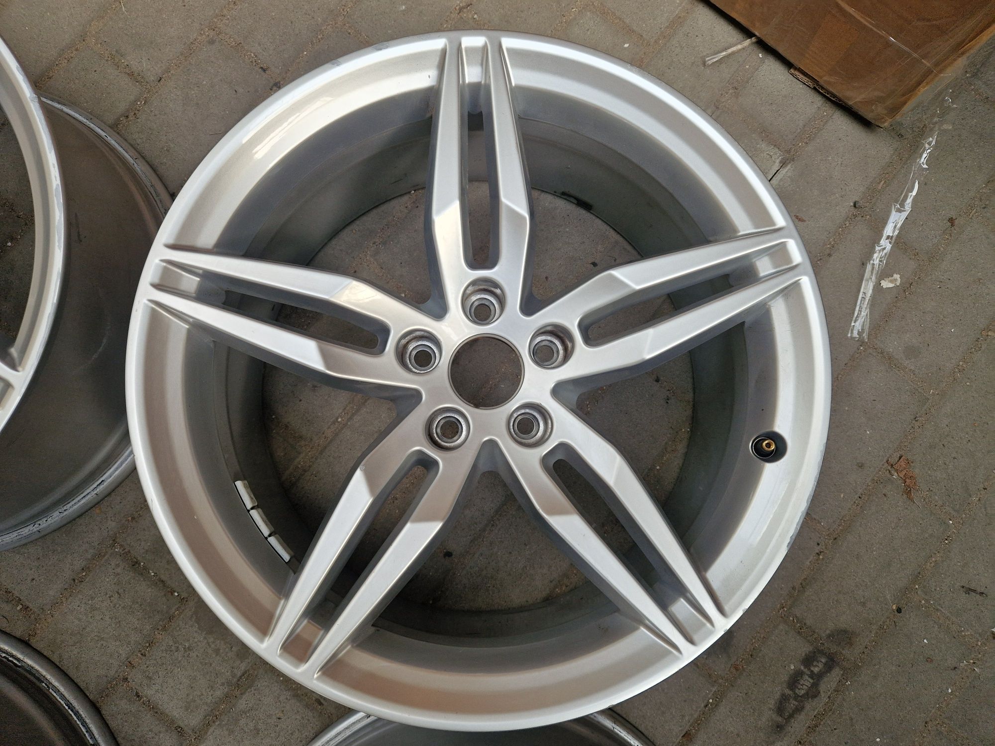 Oryginalne Felgi Audi A5 S5 A6 S6 S-line 19cali 20r. 4szt