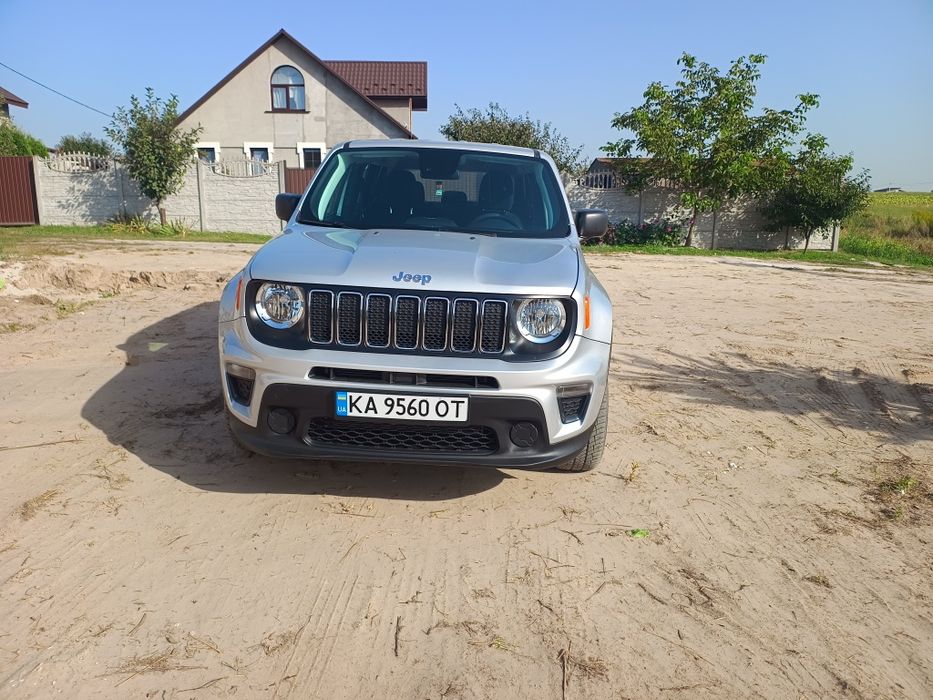 Jeep.    renegade
