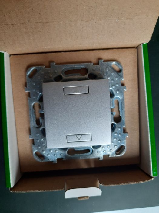 Ściemniacz 300W Schneider Electric seria Unica