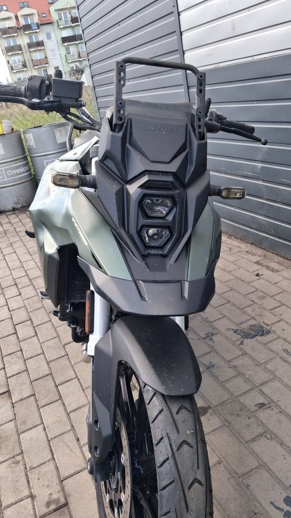 Suzuki v strom 800 uszkodzony sprzedam lub kupię, niesprawny - rozbity