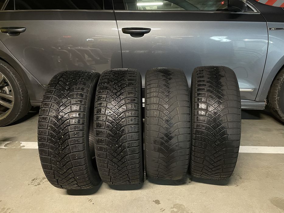 Шини Pirelli Ice Zero FR 205 55 16