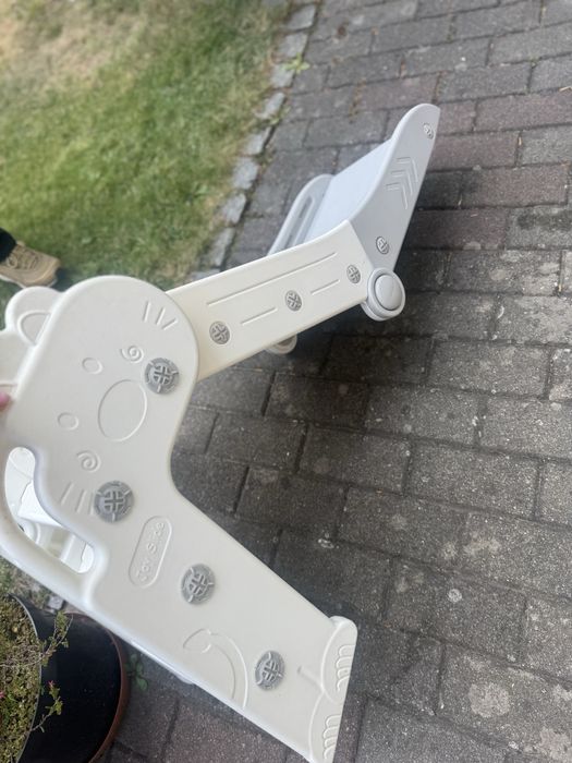 Zjezdzalnia dla maluchow skladana do domu / na ogrod