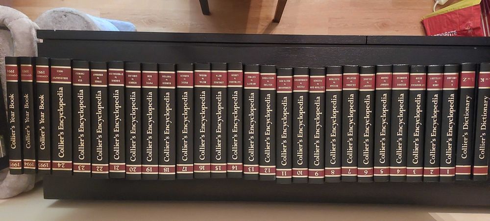 Collier's Encyclopedia (29 Vol.)