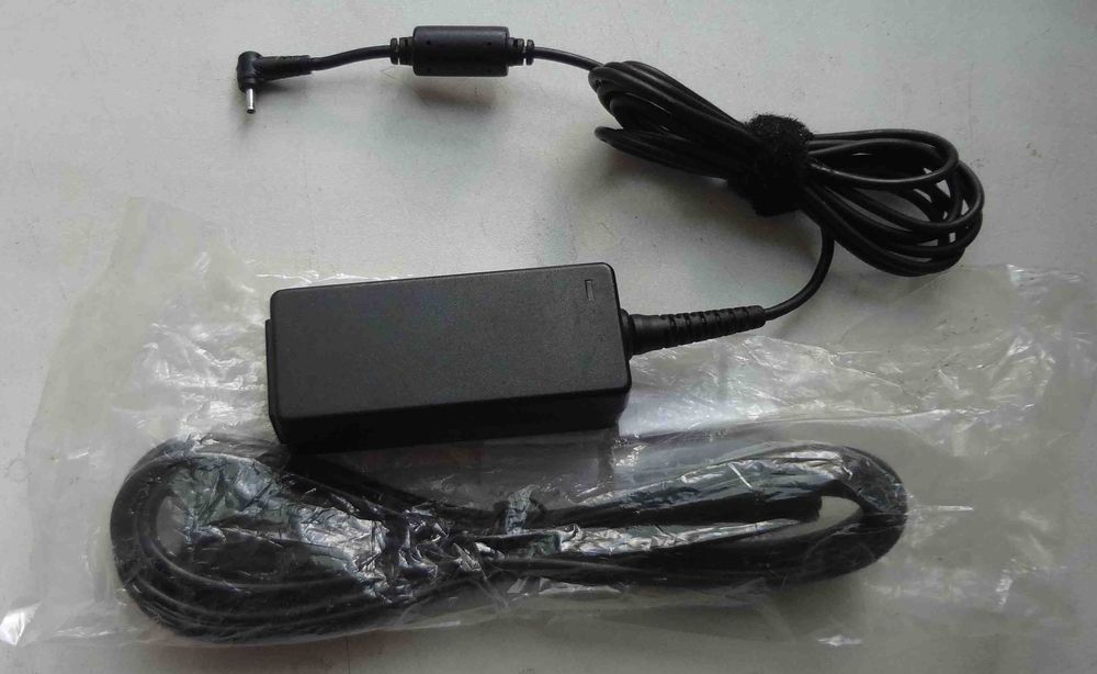 Зарядний пристрій, блок живлення до ноутбука 19V 2.1A ADP-40PH AB Asus