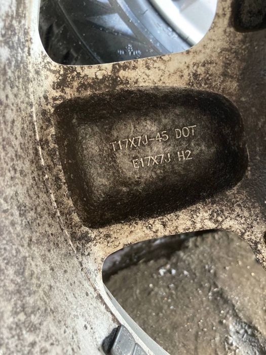 Продам колеса в зробі ,стан вогонь ціна вогонь