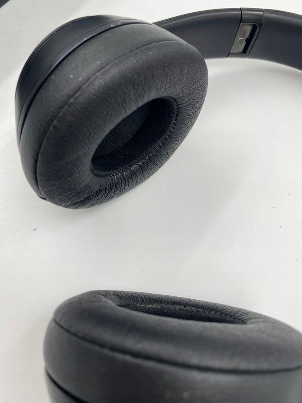 uszkodzone słuchawki bezprzewodowe nauszne beats by dr.dre beats opis