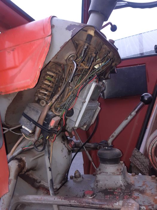 ciągnik Ursus C330M