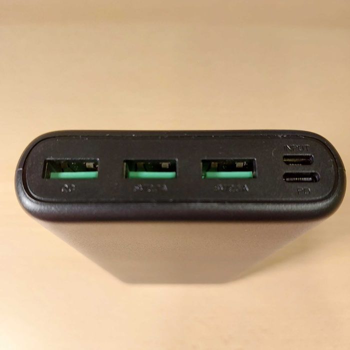 Повербанк 30000mAh 125Wh 5-12V 1.5-5A бездротова зарядка 5 ports