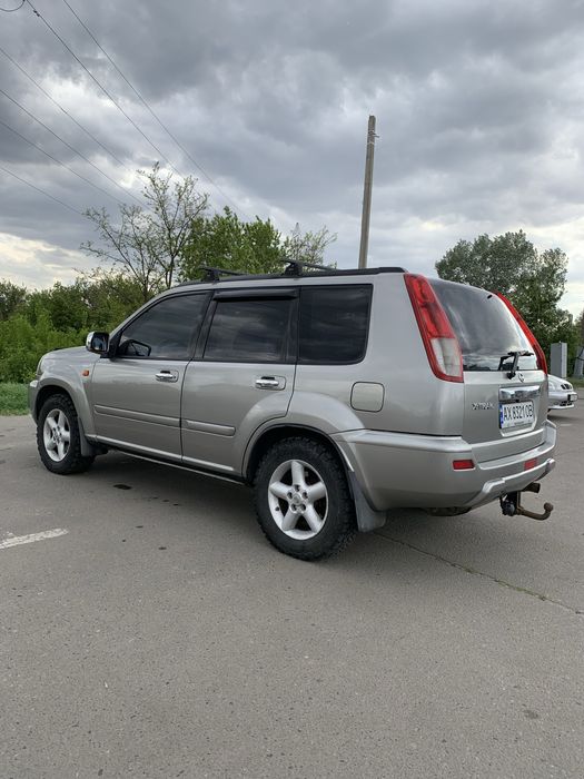 Nissan x-trail 2.0