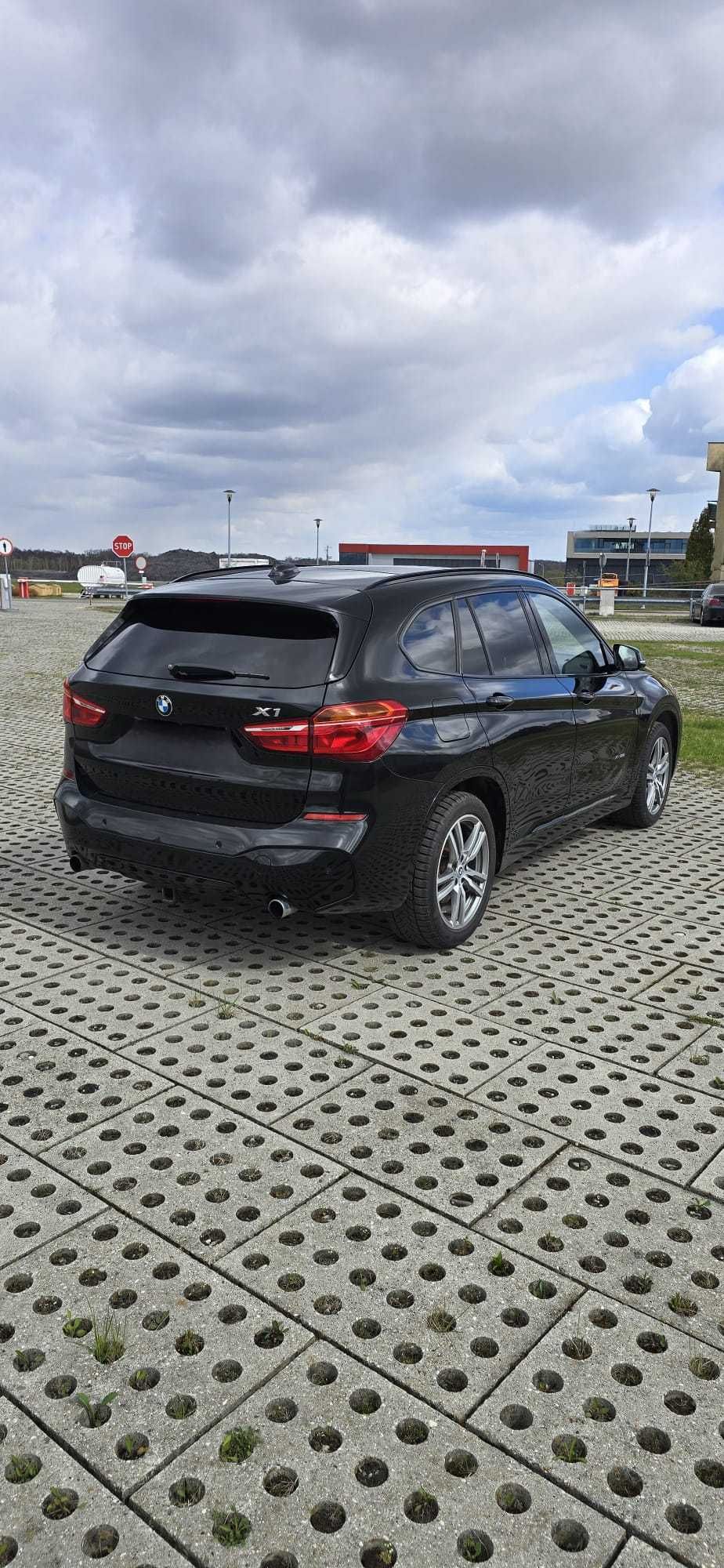 BMW X1 28i 2,0 xdrive SUV