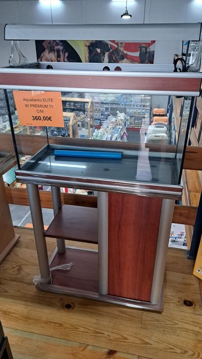 Vendo esses aquários novos