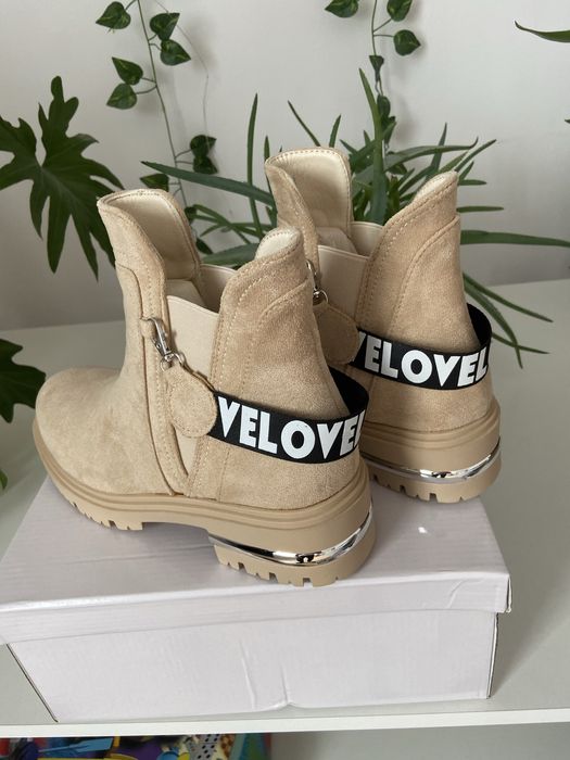 Buty zimowe nowe damskie