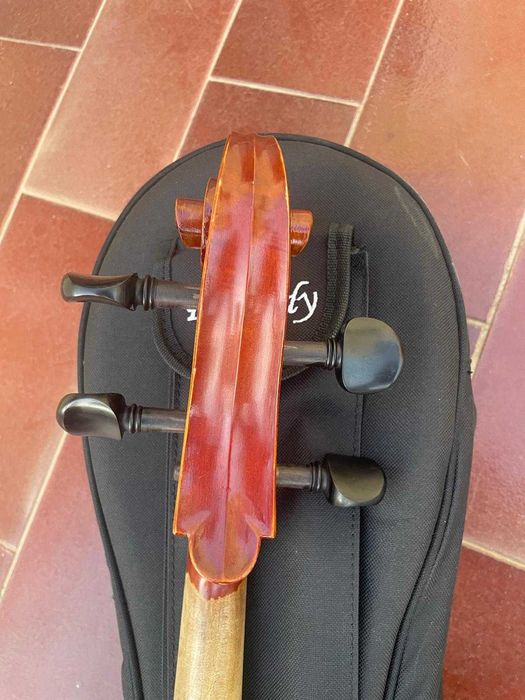 Violoncelo 1/2 com capa