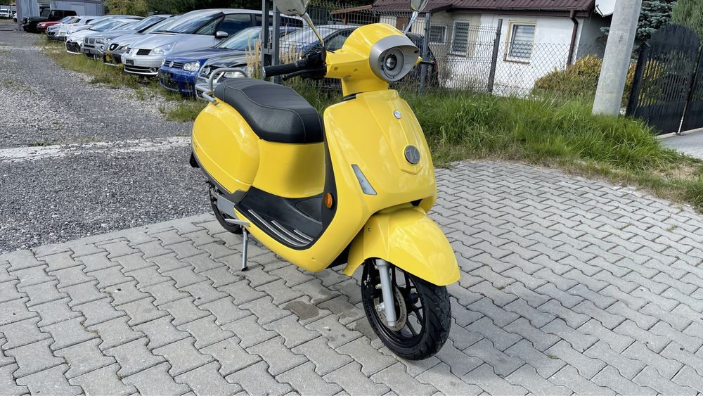 KUPMHAN i54 conic Skuter Elektryczny jak Vespa elektrica