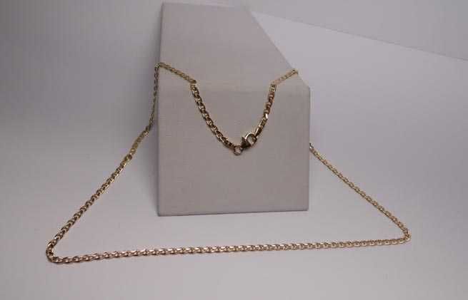Złoty łańcuszek wzór Gucci 45 cm. 2,4 mm.
