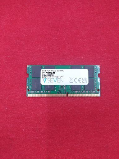 pamięć ram ddr4 v7  8 gb opis do laptopa komputerowa