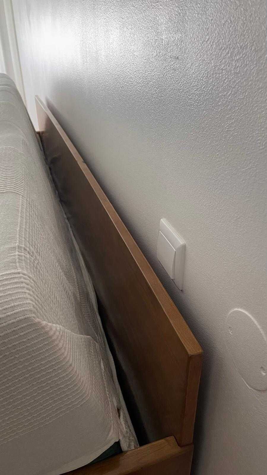 Cama solteiro com gavetas