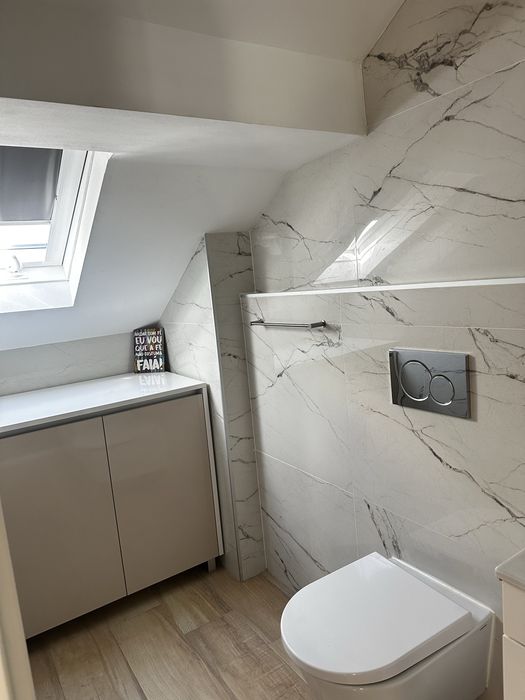 Quarto com casa de banho independente