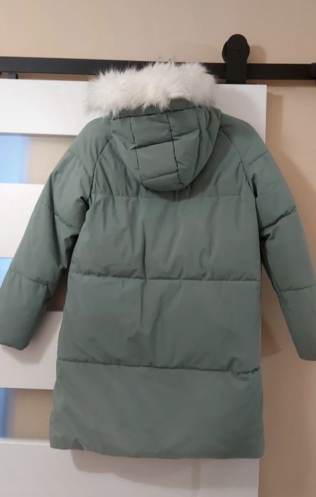 Kurtka zimowa 4f płaszczyk w idealnym stanie 152