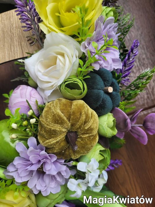 Wianek jesienny z wrzosami