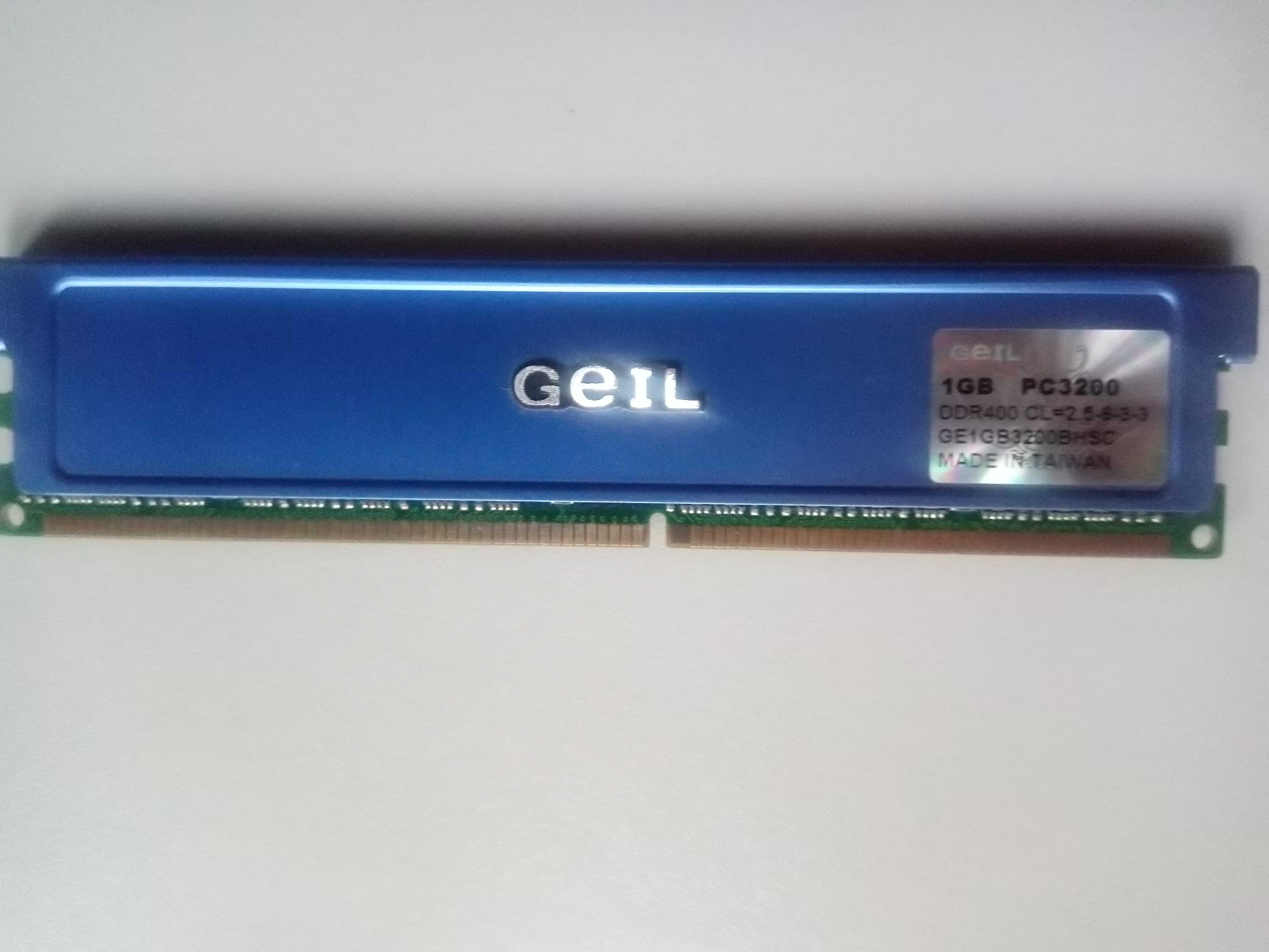 память      DDR1  1Gb  для  ПК
