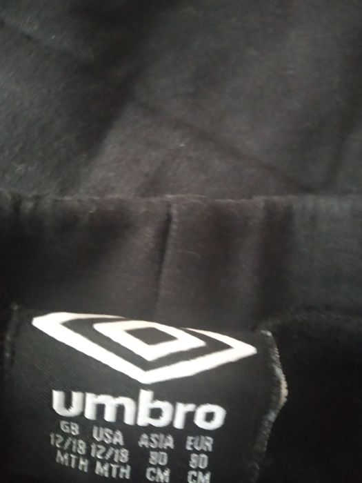 Dres niemowlęcy umbro 80