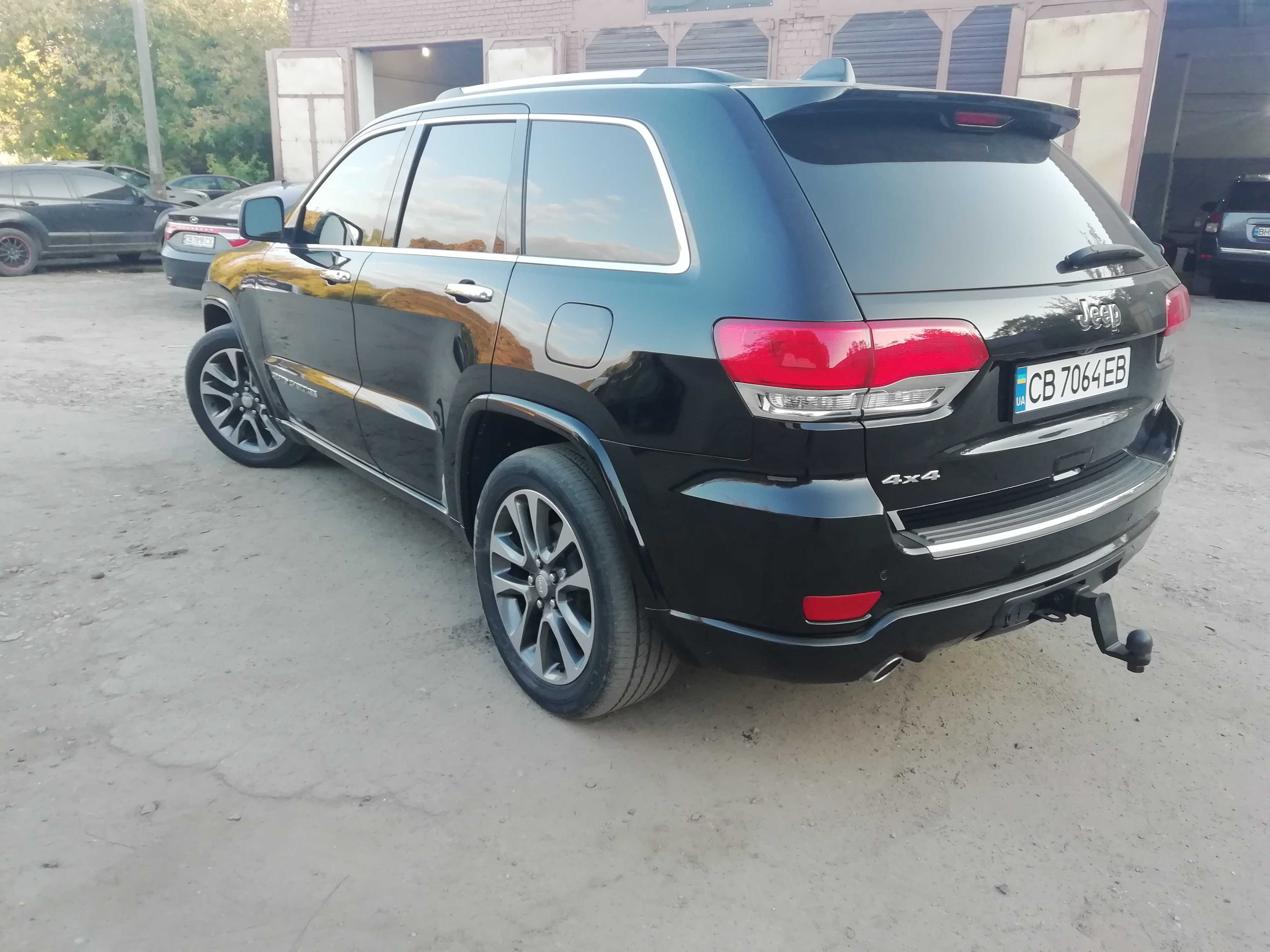 Jeep Grand Cherokee OVERLAND 2017