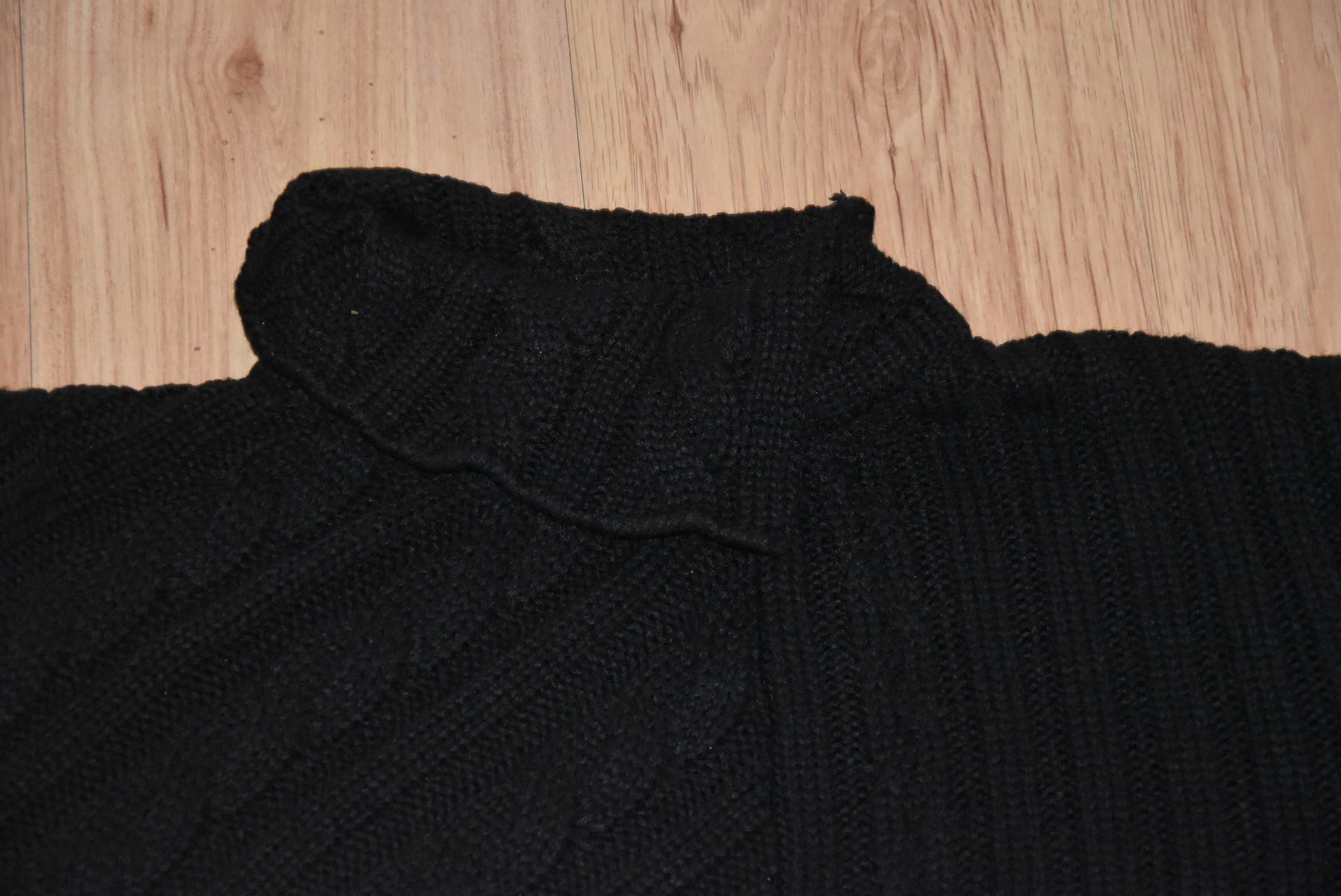 Czarny grubszy sweter,golf roz 48/50/52