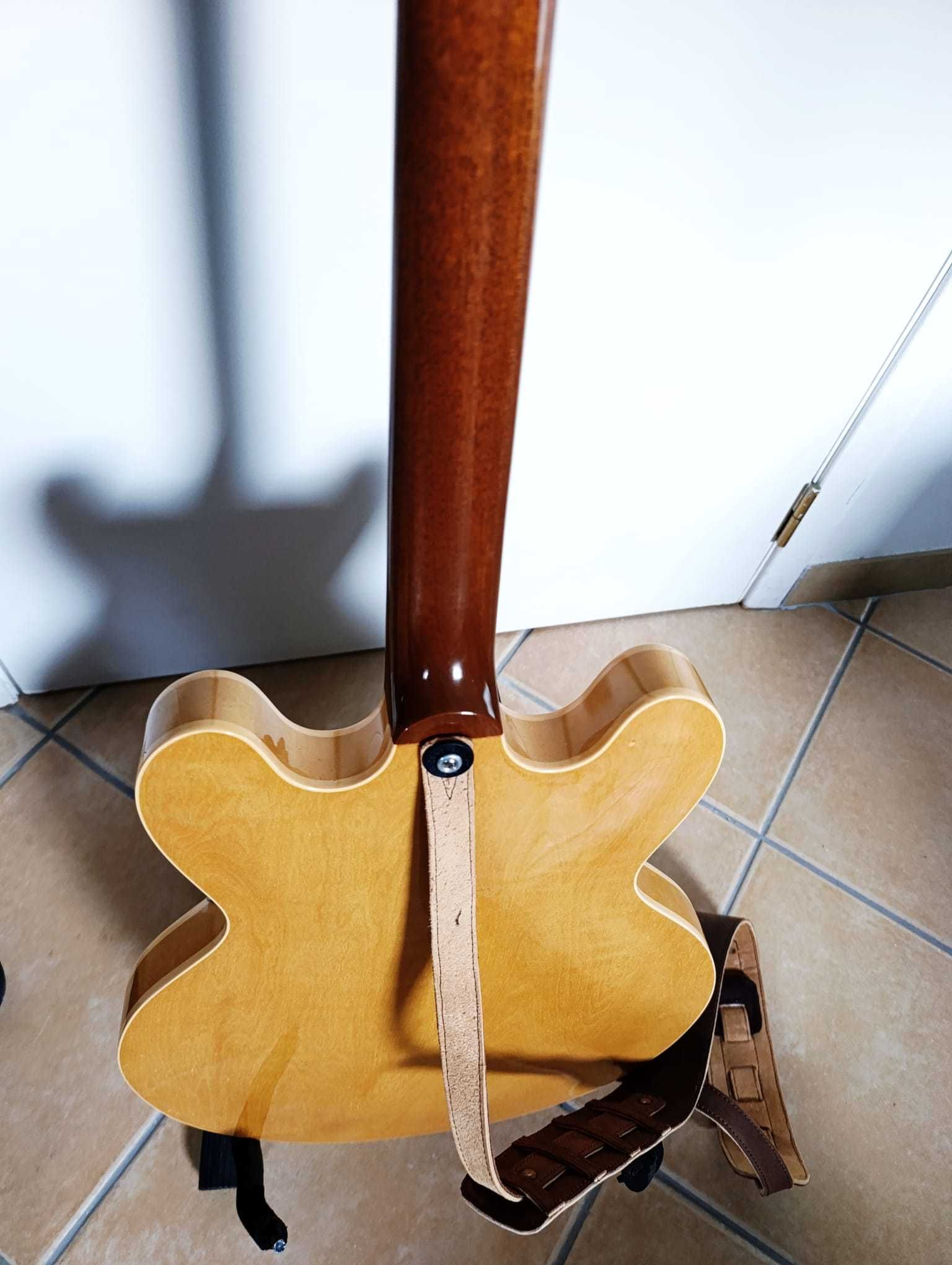 Gibson ES335 Memphis Natural