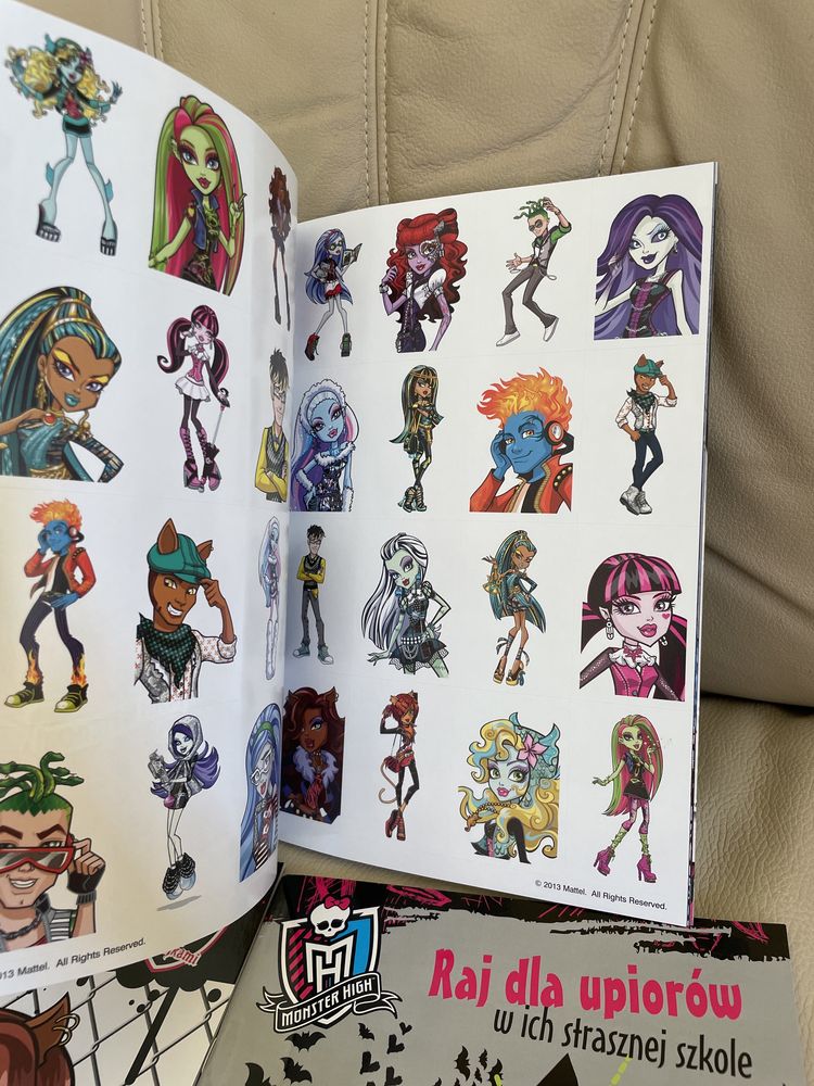 Monster High ksiazeczki z naklejkami zadaniami wuizy kolorowanki