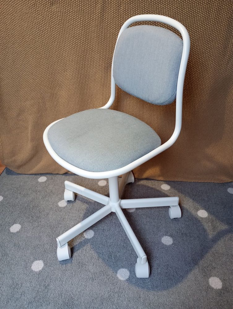 Biurko IKEA REGULOWANE dziecięce przechylne PIPLARKA