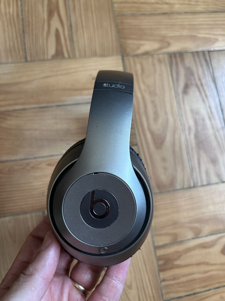 Beats studio cinzento