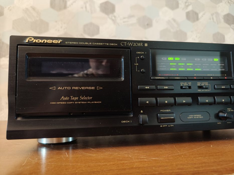 Magnetofon kasetowy Pioneer CT-W208R zadbany
