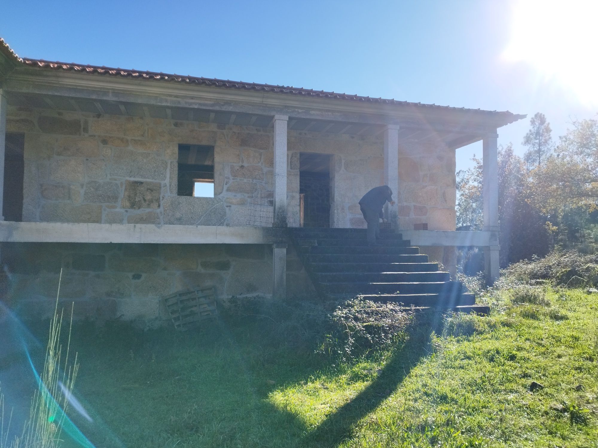 Quinta 7.2 hectares com casa de brasão e com capela
