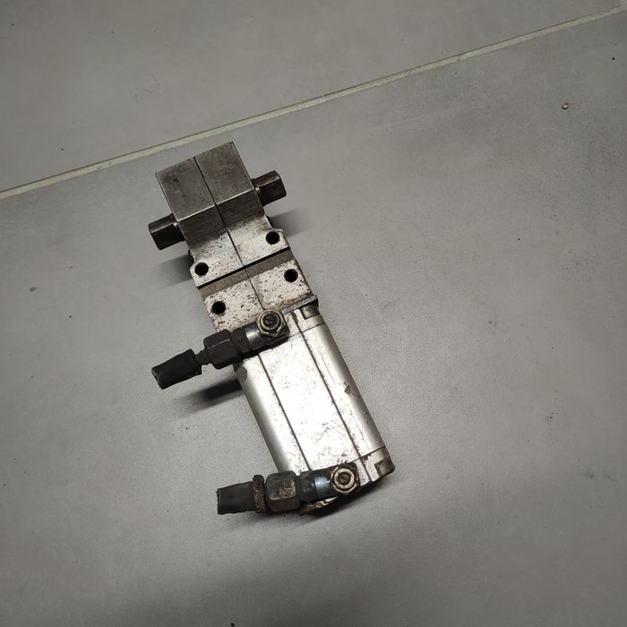 Siłownik pneumatyczny obrotowy 90 stopni, Festo, zasuwa, klapa, zawór