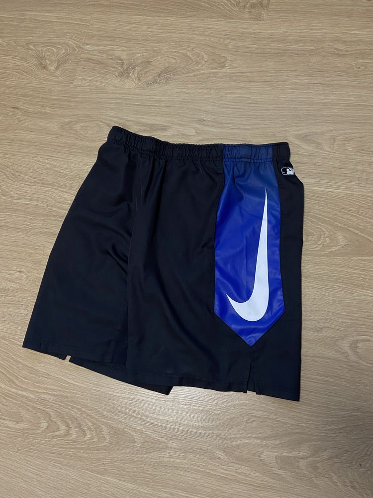 Шорти nike big swoosh x yankees