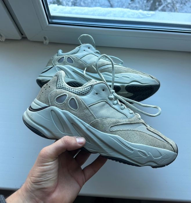 Кросівки чоловічі Adidas Yeezy Boost 700 Salt EG7487