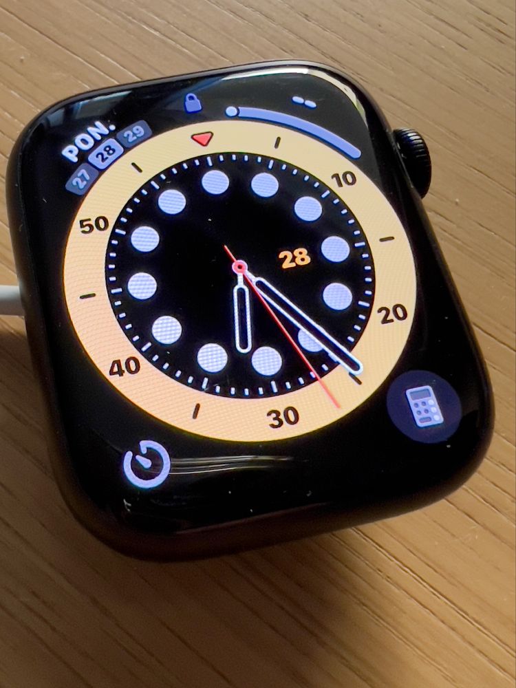 Apple watch series 8 gps