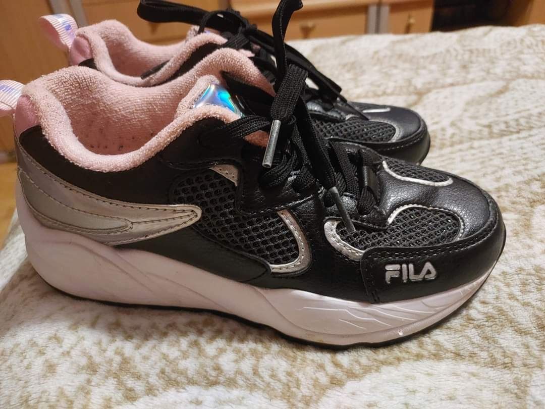 Кросівки для дівчинки Fila