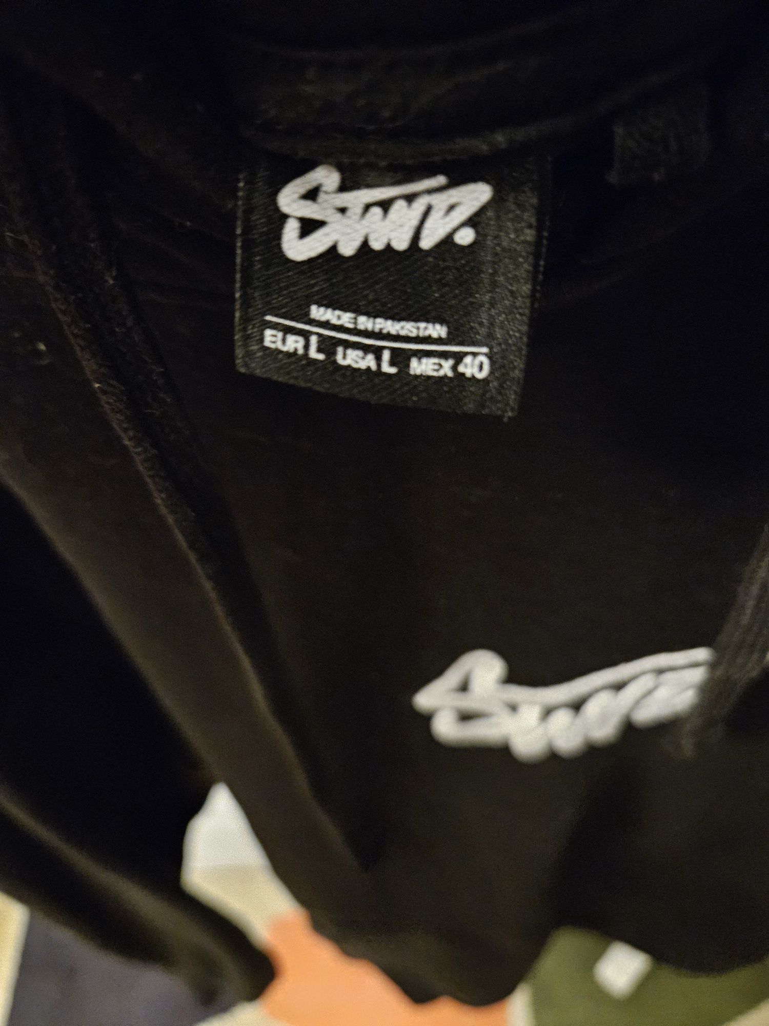 Sweatshirt Pull & Bear STWD preta
Tamanho L